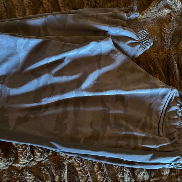 Brooklyn Joggers Size 2 - Picture 2 of 4